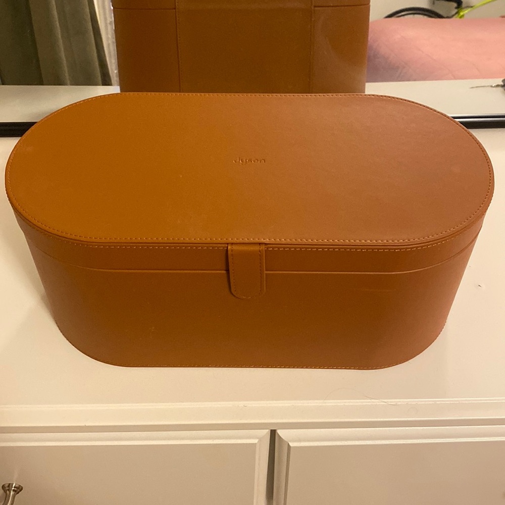 Dyson Airwrap and Case